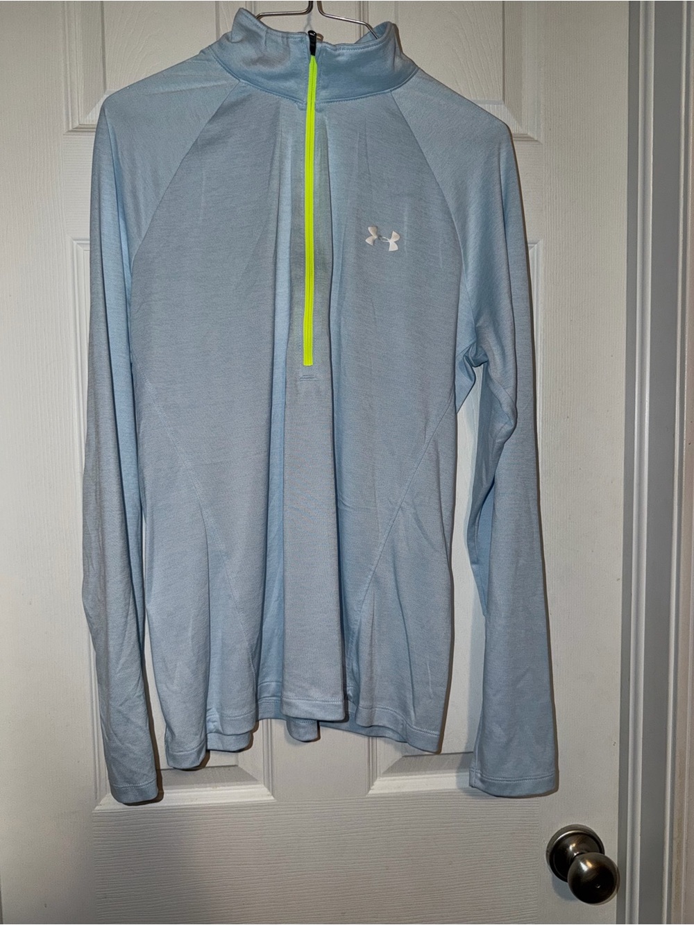 Under Armour Women’s Heatgear Light Blue Quarter-Zip